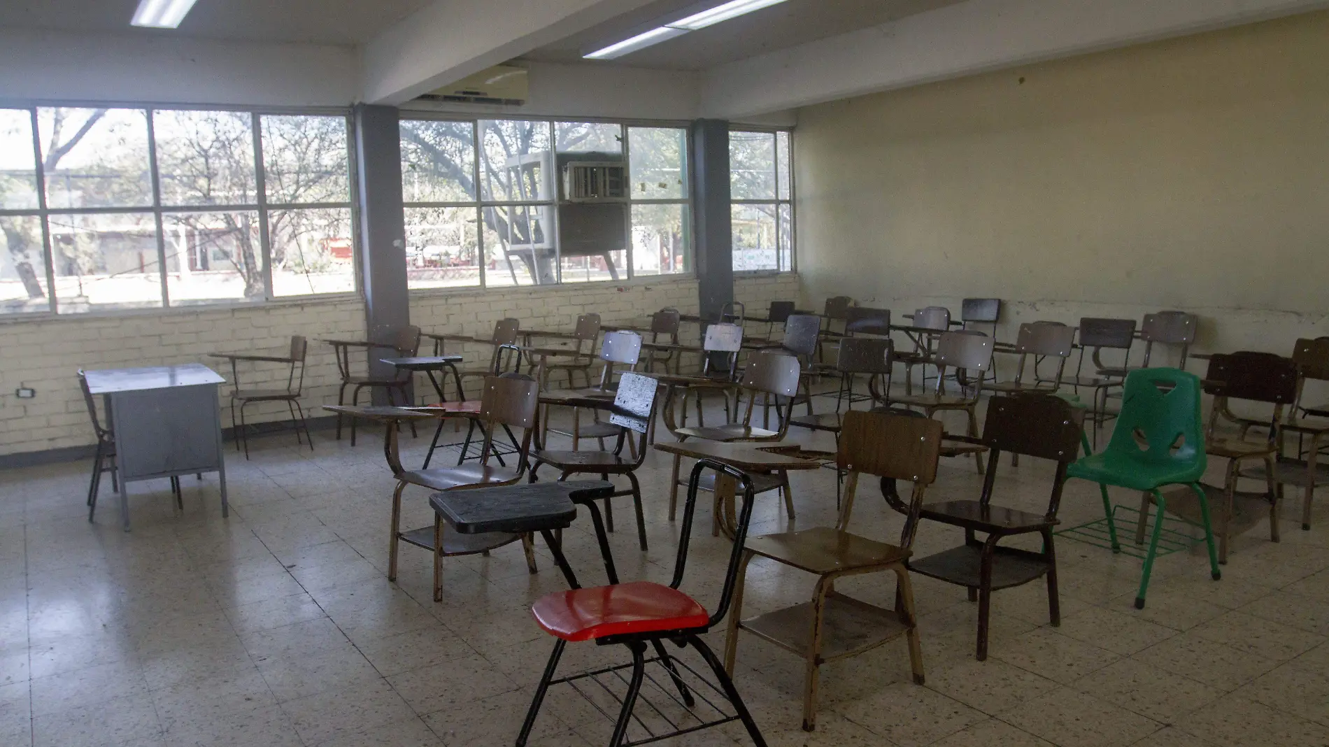 Escuela | Salón | Estudiantes | Abandono Escolar